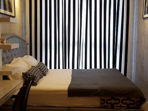 Is there anything more beautiful than this? For rent Quinn Condominium, the most beautiful room Fully built-in furniture This price is worth it.