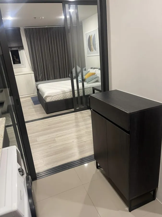 For sale XT HUAIKHWANG 1 bedroom, 1 bathroom, 10th floor, good height, good price, reserve now.