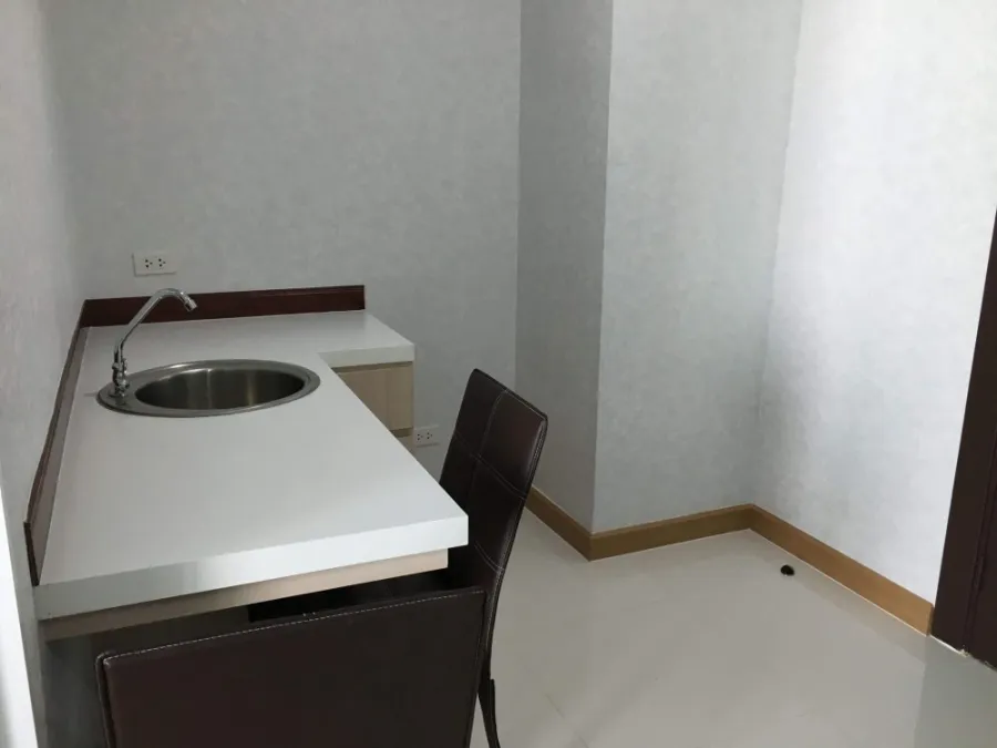 ขาย Park Siri Condo Resort Bangsaen ชั้น 7 รับลม วิวสวน ห้องกั้นเป็นสัดส่วน ราคาดีมาก รีบจับจองด่วนๆ