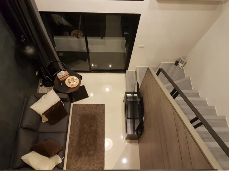 ขาย ให้เช่าด่วน!! คอนโด แอล ลอฟท์ รัชดา 19 ตกแต่งครบ ด้วยเฟอร์นิเจอร์ Built-in อย้าช้า จองเลย!!