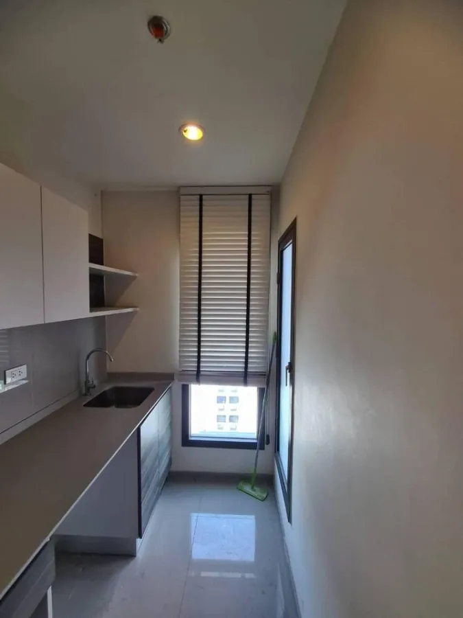 Condo for rent, Centric Ratchada-Huay Kwang, 12th floor, clear outside view Partition room is extremely proportional. If interested, hurry up and rese