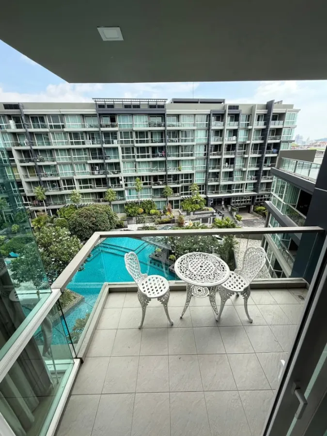 Condo Apus for rent, ready to move in, spacious and comfortable room, complete with amenities, reserve now.