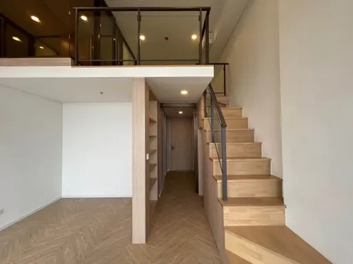 Down payment for sale, Landmark at MRT Station, 14th floor, duplex room, spacious, comfortable, very nice central garden, reserve now!