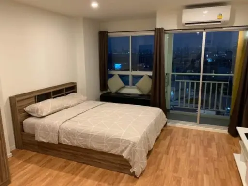 Condo for rent, Lumpini Ville Phatthanakan-Srinakarin, ready to move in, high floor, good view, reasonable price, hurry and reserve.
