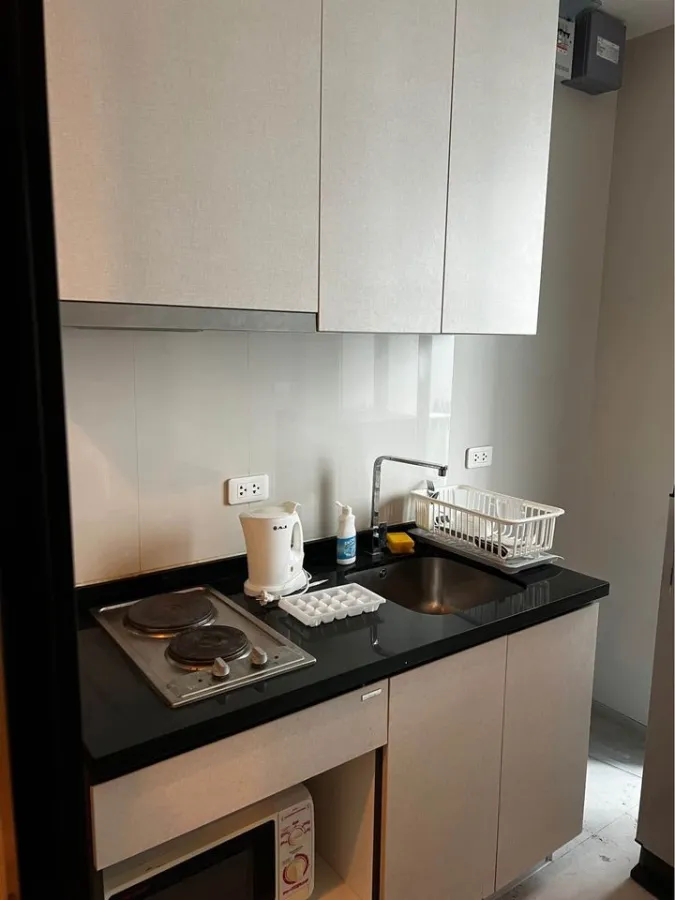 For sale: The Base Pattaya Central (Pattaya Central) fully furnished, balcony with good ventilation and clear view, book now!