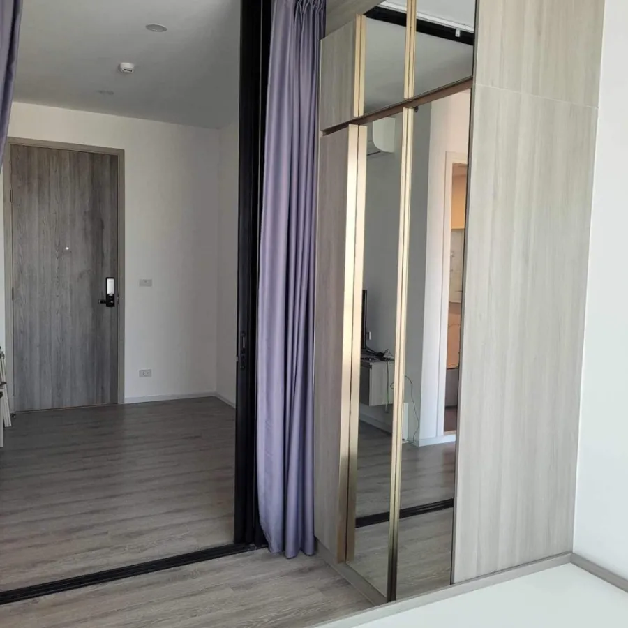For sale: Knightsbridge Sukhumvit-Thepharak, 34th floor, city view, very premium decorated room, nice to sleep, just come and stay.