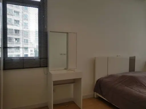 Sell T.C. Green, prime location, convenient transportation, can't miss it, book now images