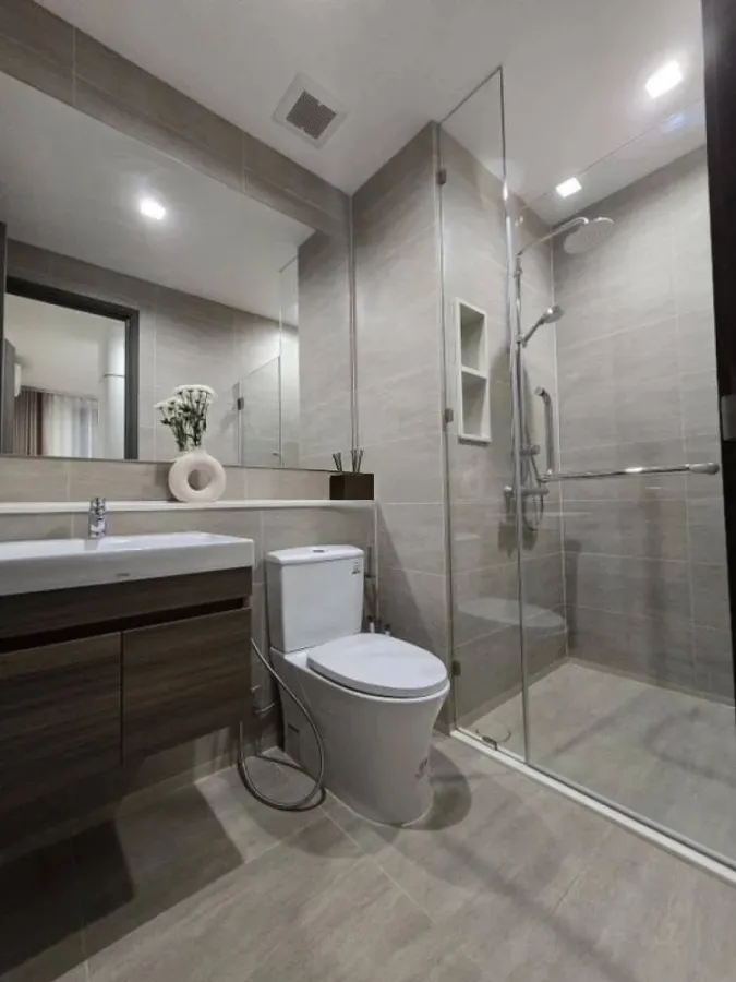 Urgent sale! Rhythm Charoenkrung Pavillion, fully furnished unit, ready to move in. Everything you need in one place. Own it today!