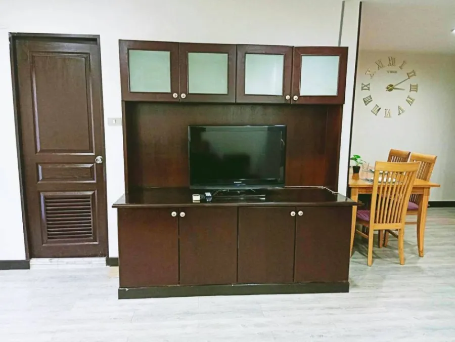 For rent, The Waterford Park Sukhumvit 53, fully furnished, ready to move in. Don't miss it.