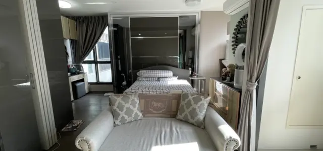 ขายด่วน!! คอนโด ไอดีโอ คิว สยาม-ราชเทวี คอนโดตกแต่งหรูหรา เฟอร์ Build-in รีบจองเลย!! images