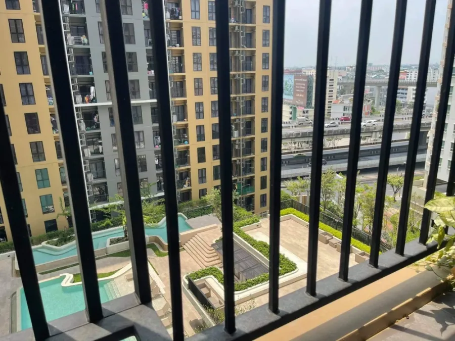 Pinklao Pinklao Condo Rental sell, Livable Room, Fully priced in one place. Don't hesitate to book.