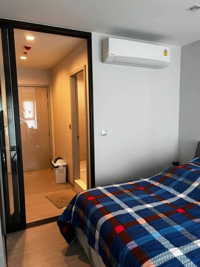 ขาย ไลฟ์ สุขุมวิท 62 ผนัง Wallpaper ทั้งห้อง ระบบภายในห้องเป็นระบบ Smart Home ไม่จองคือพลาดมาก