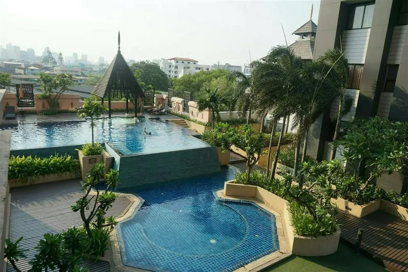 For sale Thana Tree (Charansanitwong 40), 7th floor, corner room, spacious room, fully furnished. Hurry up to reserve now.