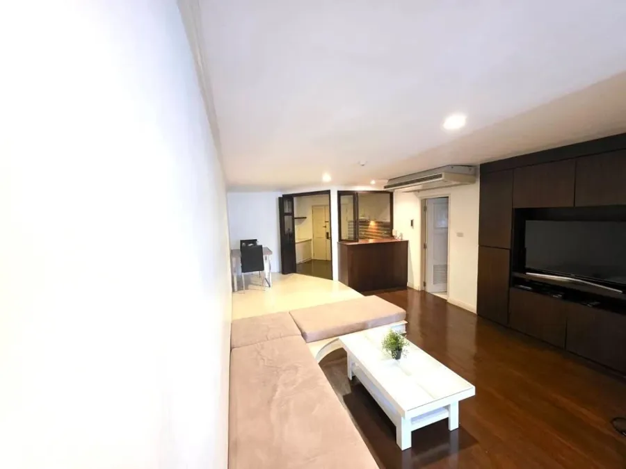 For rent!! Waterford Park Thonglor 5 Condo, 17th floor, beautifully decorated, great price, ready to move in! Reserve now!
