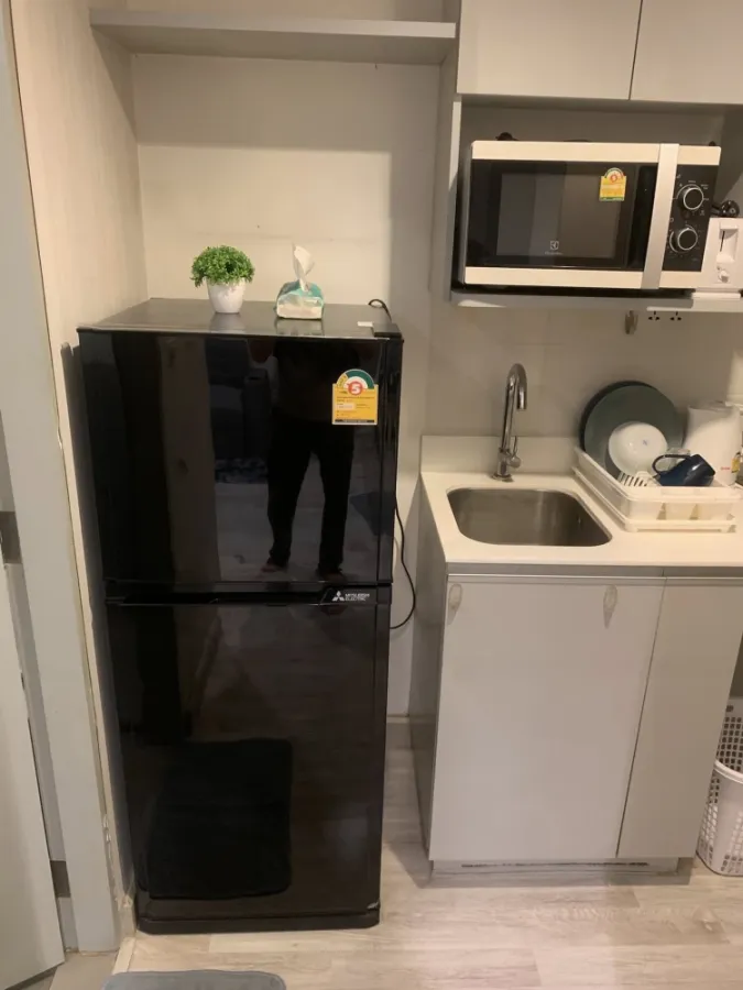 Urgently for rent: IDEO MOBI RAMA 9, studio room, 22nd floor, high view, fully furnished, electrical appliances. Come reserve today.