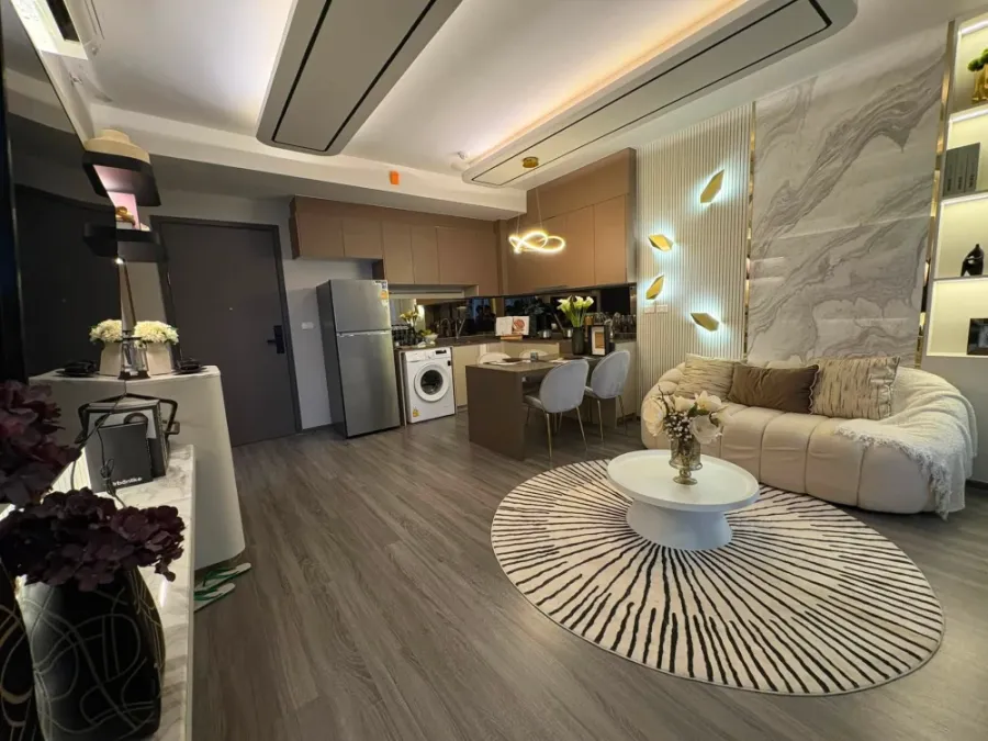 For rent: Ideo Chula Samyan. Spacious room with perfect functionality. Beautifully decorated and fully furnished, ready to move in.