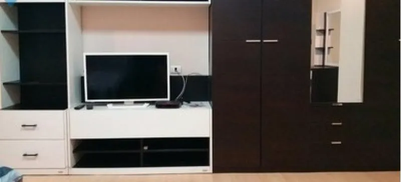 ให้เช่า แฮปปี้ คอนโด รัชดา 18 ชั้น 8 ห้องสวย ตกแต่งใหม่ เฟอร์นิเจอร์บิลค์อิน หิ้วกระเป๋าพร้อมอยู่!