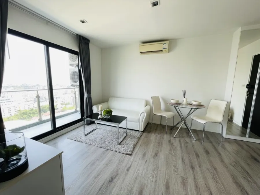 Condo for sale, Knightsbridge Sukhumvit 107, corner room with privacy. Fully furnished and electrical appliances Ready to move in
