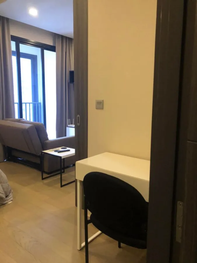 For rent!! Ashton Asoke Condo, fully furnished, electrical appliances are available, convenient to travel, hurry to move!!