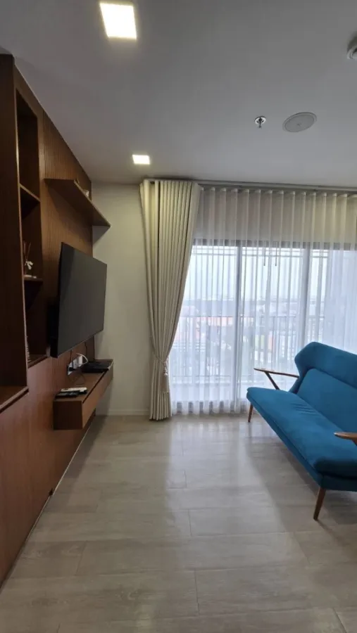 For rent: Modiz Launch Rangsit, 23rd floor, corner room, fully furnished, nice to live in, book now, don't miss out.