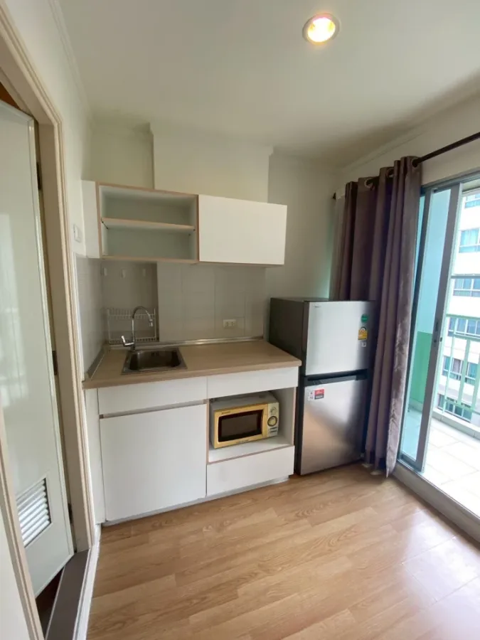 For rent Lumpini Ville Phatthanakan-New Petchburi. Fully furnished, ready to move in. Don't miss it.