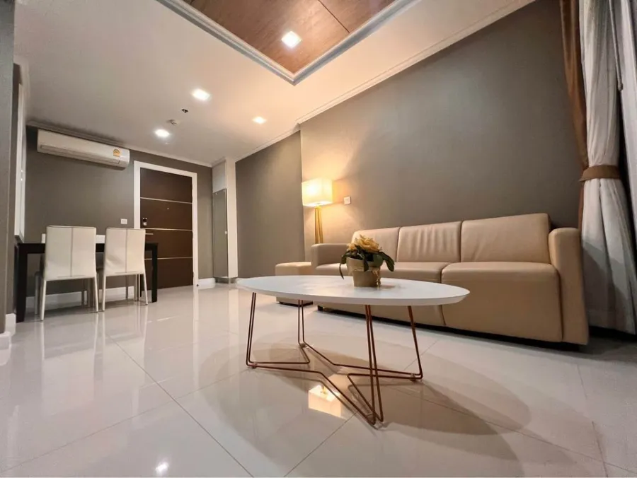 ให้เช่า คอนโด เดอะ เมโทรโพลิส 1 ห้องนอน พื้นที่กว้าง ชั้นสูง เฟอร์ครบ พร้อมอยู่ รีบย้ายด่วน