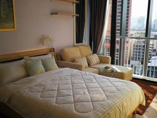Condo for rent, Park 24, beautiful city view, good direction, comfortable room, not hot, fully furnished, private washing machine, express images