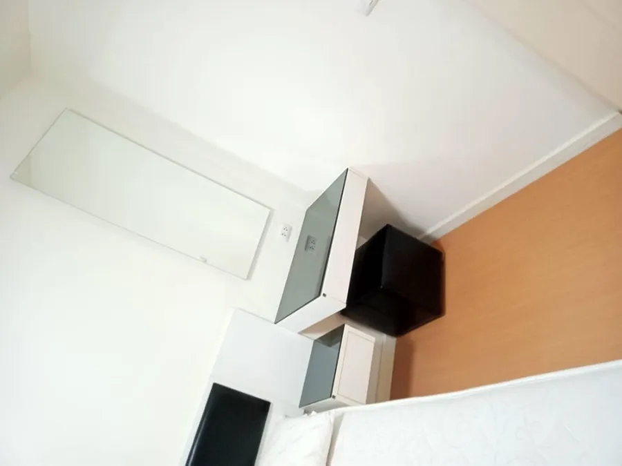 Selling Icon Condo Seri Thai, 1 bedroom, 1 bathroom, complete facilities, reasonable price, not strong price, book now.