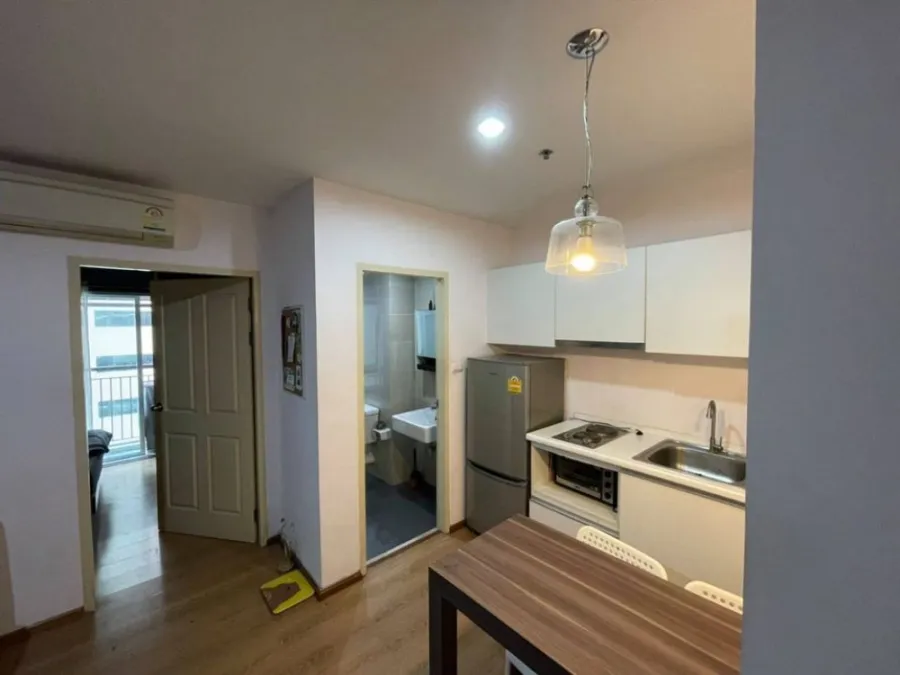 Sym Vipa – Ladprao ให้เช่า ห้องนอน ห้องนั่งเล่น แยกกันเป็นสัดส่วน เฟอร์บิวท์อินแน่นๆ สนใจจองเลย