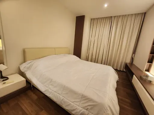 For rent, The Room Sukhumvit 62, 16th floor, pool view, beautifully decorated, Furniture High Gloss, hurry up and book now.