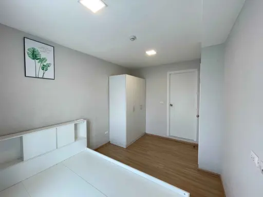 For sale: Plum Condo Mix Chaengwattana. Room decorated simply, looks good and stylish, fully furnished. Just come and move in.