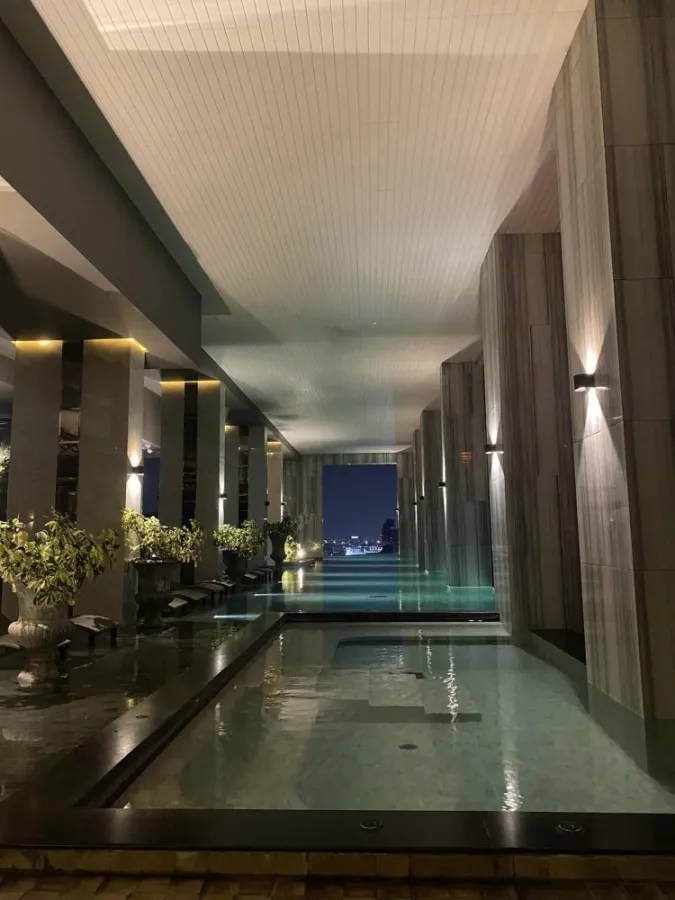 Condo for rent, The Riviera Wongamat Beach (North Pattaya), comfortable bed, sea view, shady, don't miss it.