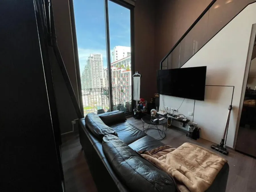 ขาย เดอะ รีเซิร์ฟ พหล-ประดิพัทธ์ เพดานสูง วิวจตุจักรสวยมากๆ เฟอร์ Build-in พร้อมเข้าอยู่ จองเลยจ้า