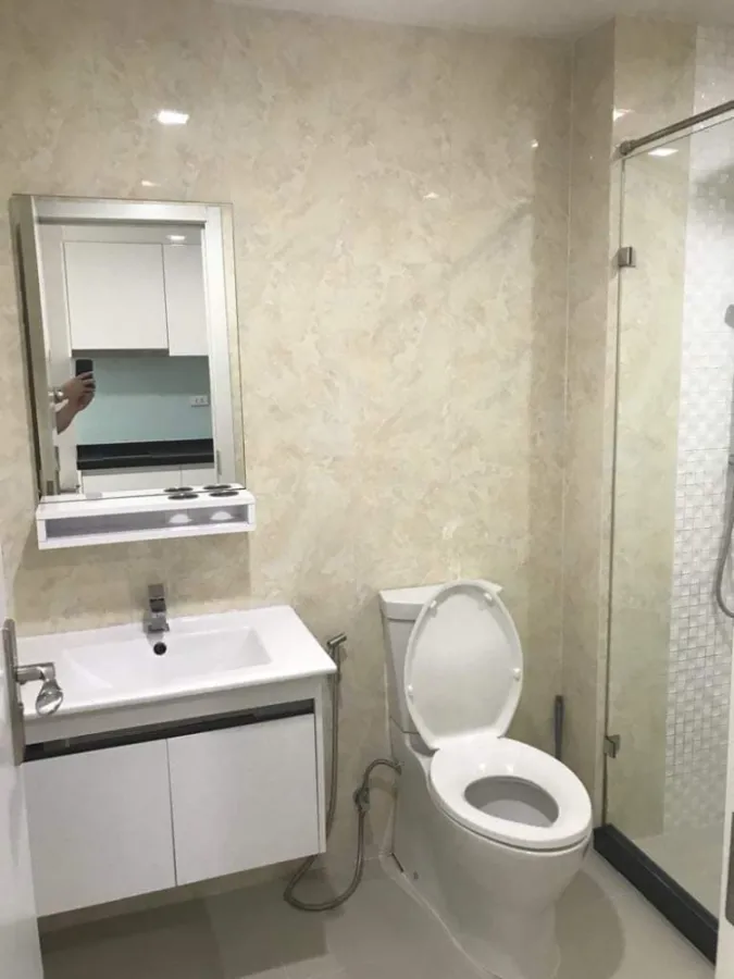 Sell / rent urgently !! Mayfair Place Sukhumvit 64 Condo, fully furnished, good location, near BTS Punnawithi, book now !!