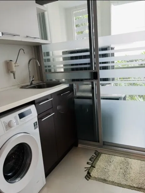 For rent!! Condo The Room Sukhumvit 79, 5th floor, Building C, newly decorated room. Ready to move in, don't miss it!!