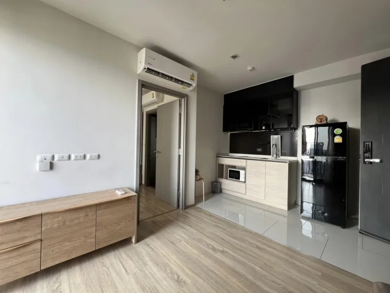 For rent THE BASE Garden-Rama 9 ห้องหัวมุม ลมพัดแรงตลอด ชั้น 28 วิวสวย รีบย้ายมาจองเลย