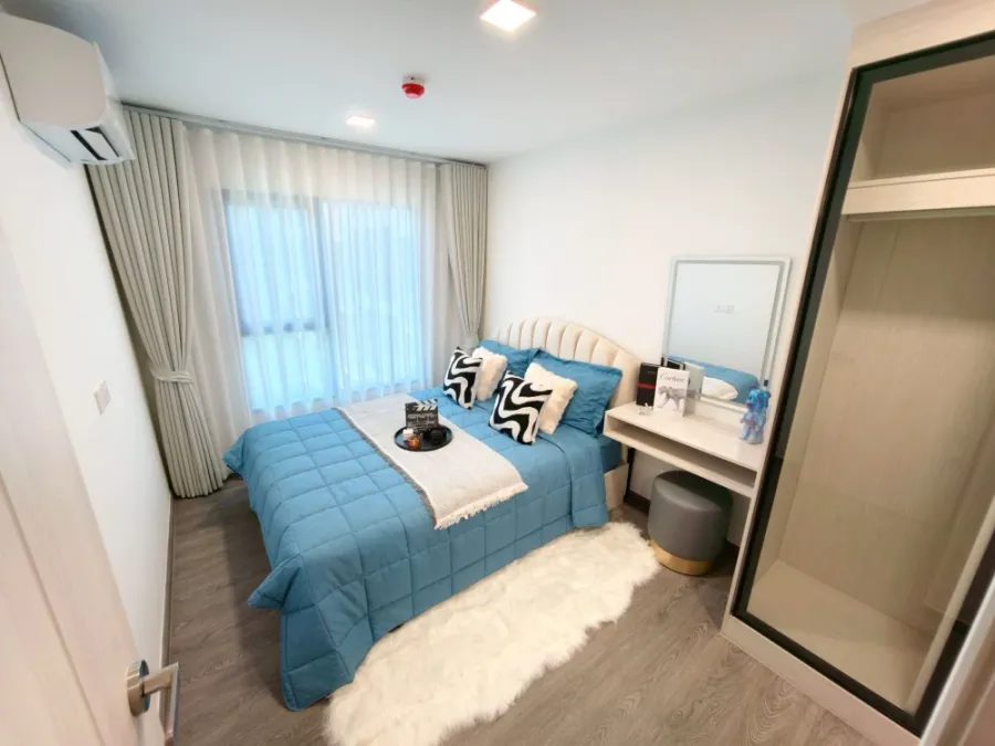 ให้เช่าคอนโดใหม่แกะกล่อง ฟังก์ชัน 1 Bed Extra ตึก D ชั้น 7 วิวสระสวยจัดเต็ม ใกล้ ม.ธรรมศาสตร์ รังสิต | ✨ Kave Wonderland (เคฟ วันเดอร์แลนด์)