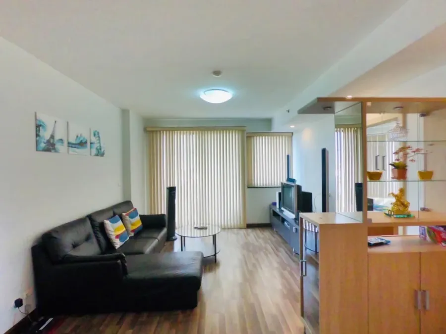 For sale: Supalai Oriental Place Sathorn - Suanplu, very spacious area, 7th floor, convenient and safe entrance and exit. If you're slow, you'll defin