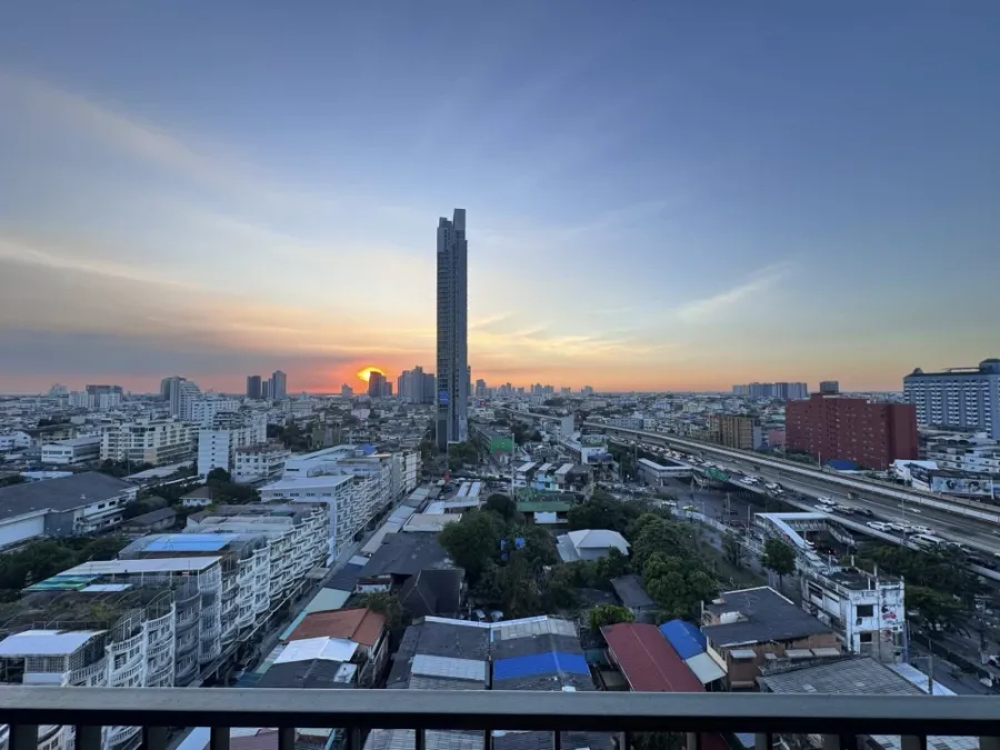 ขาย เช่า TEAL Sathorn-Taksin ห้องมุมคนไม่พลุกพล่าน พื้นที่ใช้สอยเยอะ ทำเลดี เดินทางสะดวก จองด่วน
