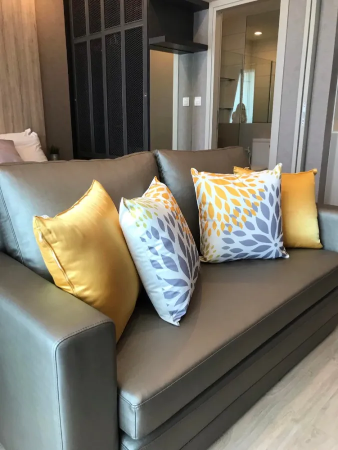 For rent IDEO Q Chula-Samyan, 35th floor, Fully Furnished, plus you can sleep and see beautiful city views. Enjoy this. Book quickly.