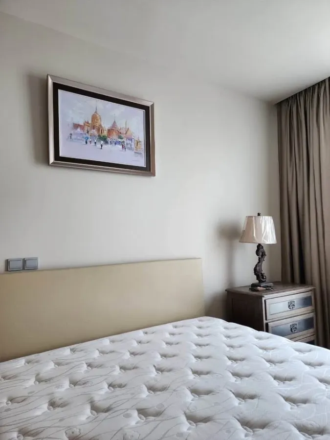 For rent: Quattro by Sansiri, spacious room, comfortable, corner position, 180 degree view, 2 balconies, hurry and book now!