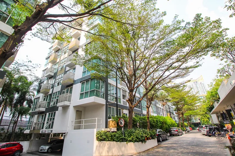 ขาย ให้เช่า Garden Asoke-Rama 9 1 ห้องนอน 1 ห้องน้ำ เฟอร์และส่วนกลางครบ หิ้วกระเป๋าเข้าอยู่ได้เลยจ้า