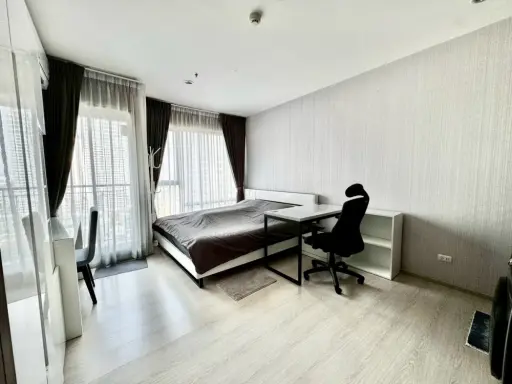 ให้เช่า Rhythm Asoke ชั้น 15 วิวสระน้ำ ห้องแต่งครบ น่าอยู่ สนใจจองเลย ห้ามพลาด images