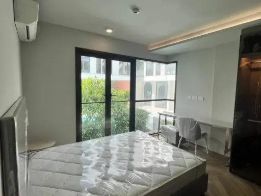 For rent: Chapter thonglor 25, large room, comfortable, good usable space. Let me tell you, you mustn't miss it.