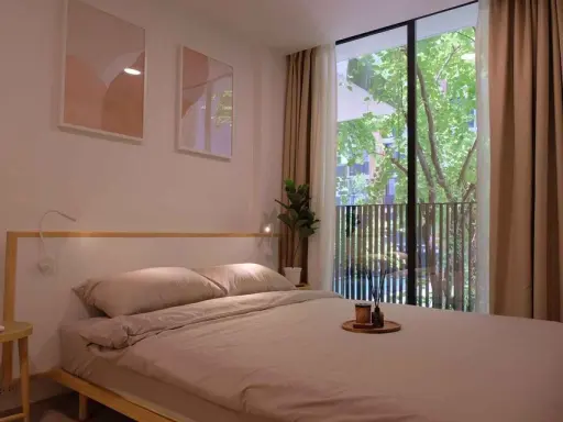 For sale/rent Noble Ambience Sukhumvit 42, nice decorated room. Complete amenities, hurry to move in and reserve.