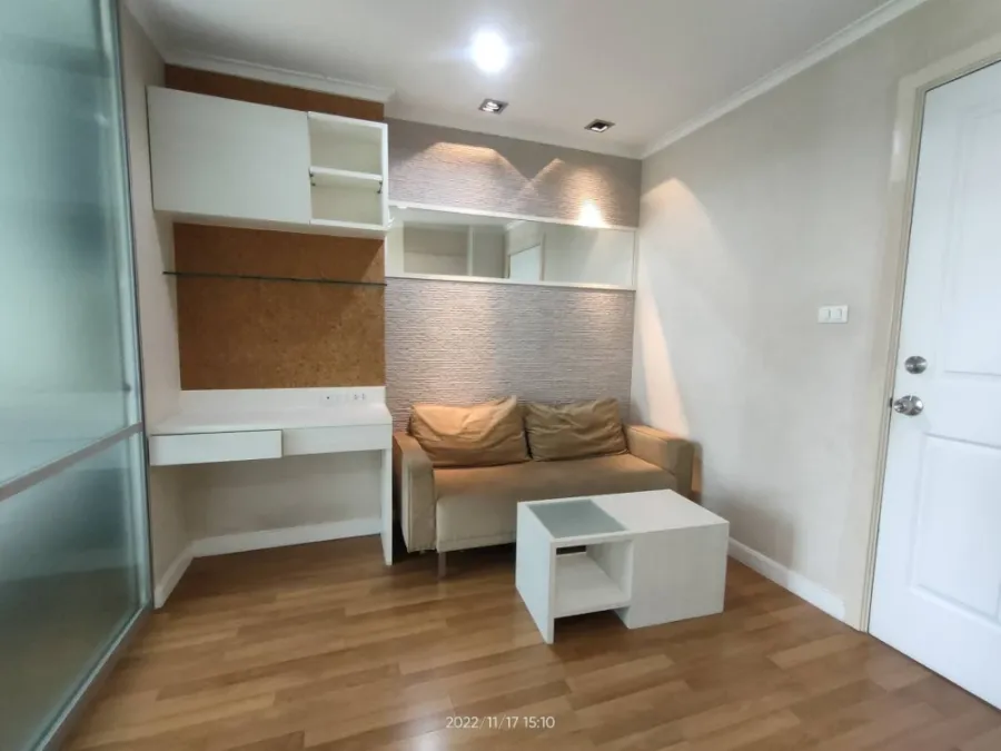 For sale: Lumpini Place Ratchayothin, beautiful view, good condition, fully furnished, ready to move in!