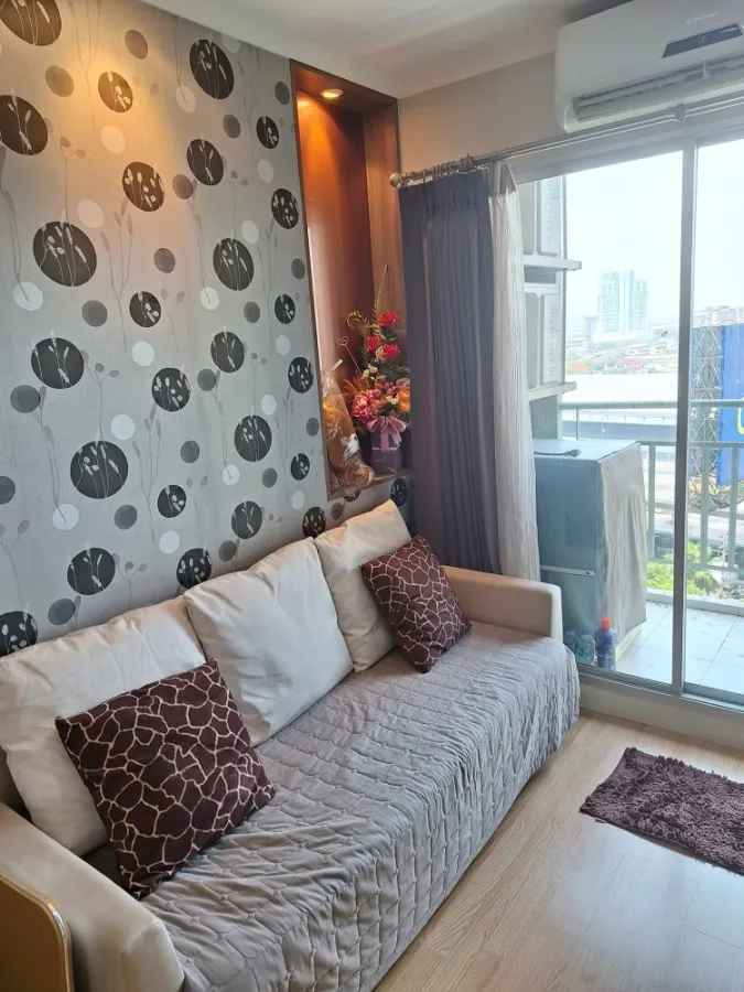 For sale Lumpini Ville Chaengwattana-Pak Kret, open view, comfortable to the eyes, ready to install wallpaper throughout the room. Don't miss it, hurr