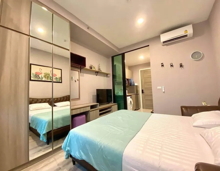 Condo for rent, Knightsbridge Collage Ramkhamhaeng, 9th floor, corner room, pool view, fully furnished, ready to move in, book now!!