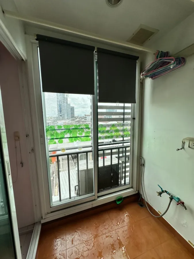 Urgent sale! Regent Home 19 Sukhumvit 93 condo, corner unit, 8th floor, great view, very quiet, no foot traffic. Own it now!