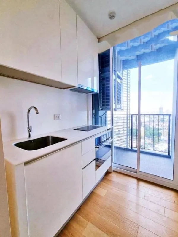 ขาย คอนโด The Saint Residences ชั้น 28 วิวเมืองสวยมาก ห้องกั้นเป็นสัดส่วน ไม่จองคือพลาดมาก